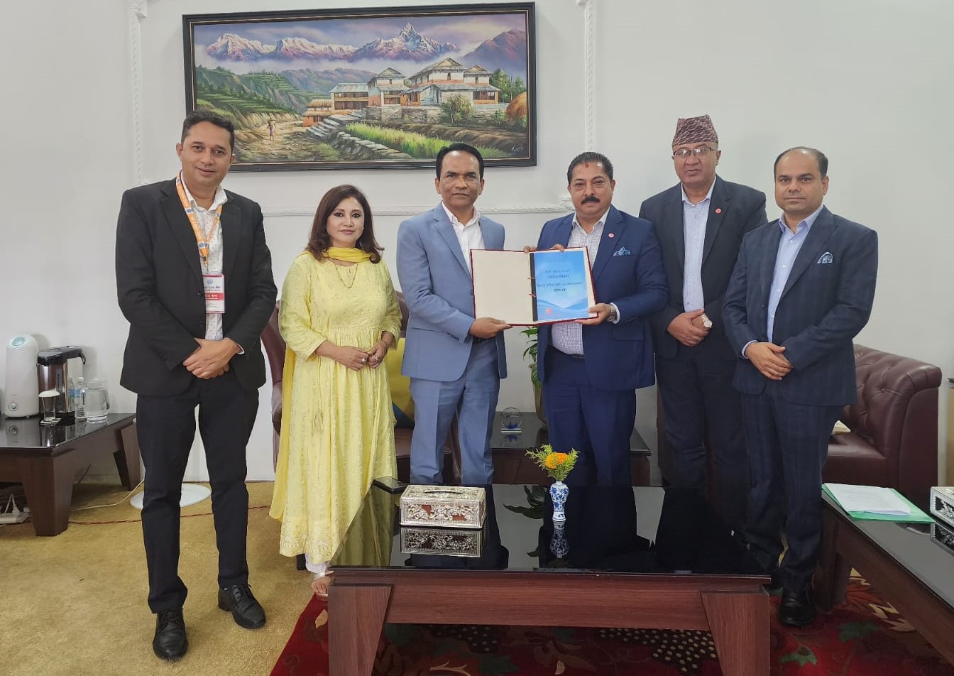 उद्योग वाणिज्य महासंघद्वारा मौद्रिक नीतिका लागि सुझाव पेश, निजी क्षेत्रको मनोबल बढाउने र सुधारोन्मुख अर्थतन्त्रलाई गति दिने नीति ल्याउन जोड